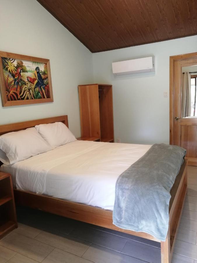 Playa Blanca Macaw Hotel Conte Luaran gambar